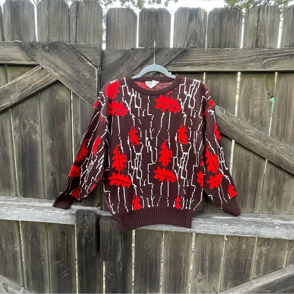 Rare Vintage Brown and Red Leaf Pattern Sweater  Size S /M
